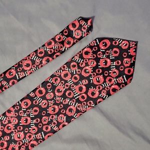 ❤️ Valentines men's necktie, red lips, and white hug me on a black background